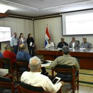 Presentan las oportunidades del modelo cooperativo para el sector productivo